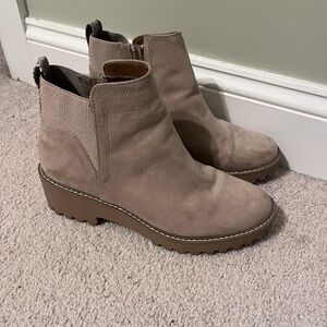 Universal Thread Ankle Booties